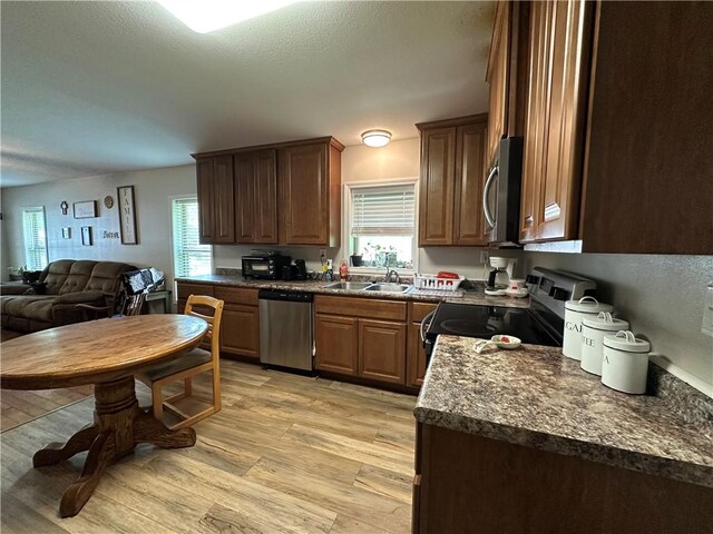 207 Spring St, Marshall, AR 72650