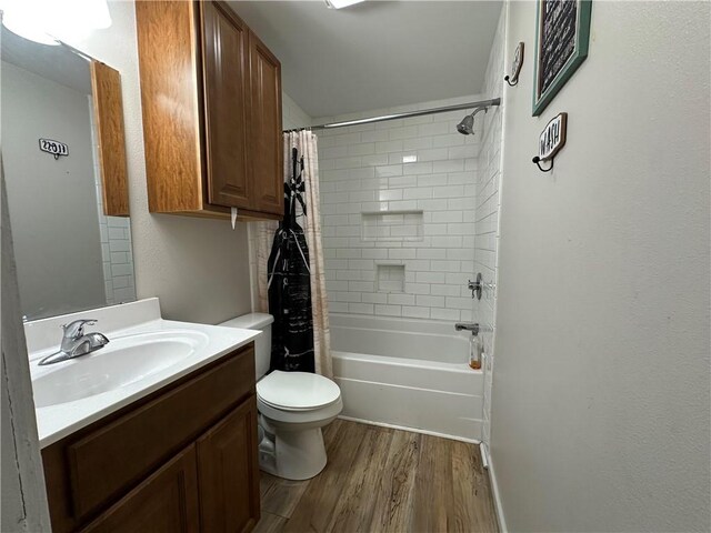 207 Spring St, Marshall, AR 72650