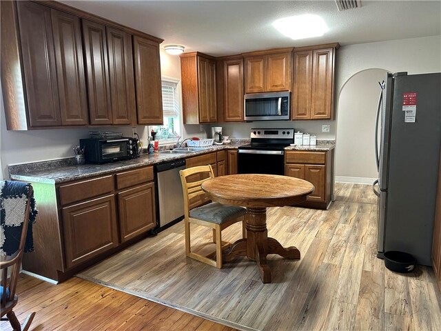 207 Spring St, Marshall, AR 72650