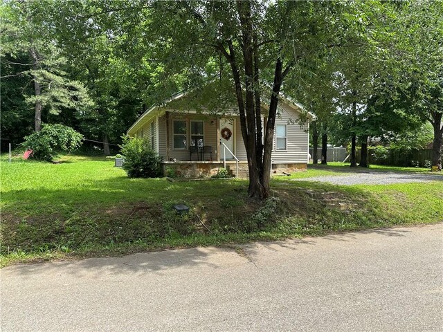207 Spring St, Marshall, AR 72650