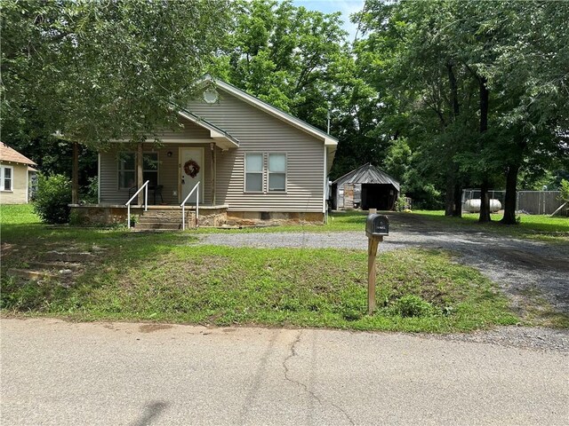 207 Spring St, Marshall, AR 72650