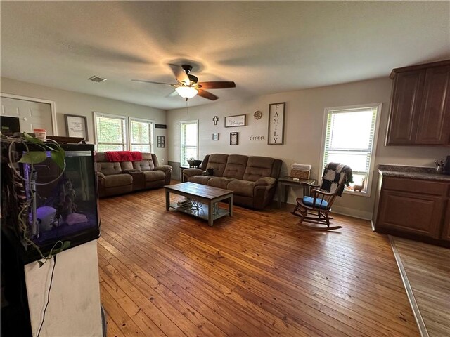 207 Spring St, Marshall, AR 72650