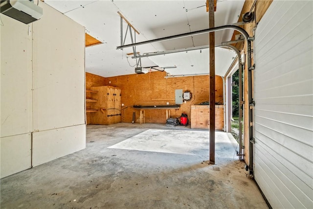 11648 Ventris Rd, Garfield, AR 72732 - garage with a garage door opener