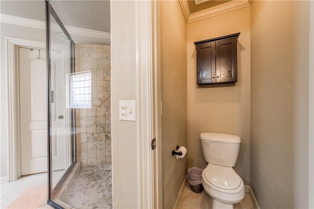 8266 Anna Maria Ave, Springdale, AR 72762 - full bathroom with ornamental molding, a shower stall, toilet, and baseboards