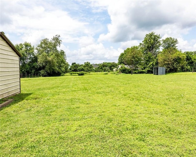 518 W Aster Ave, Farmington, AR 72730 - view of grassy yard