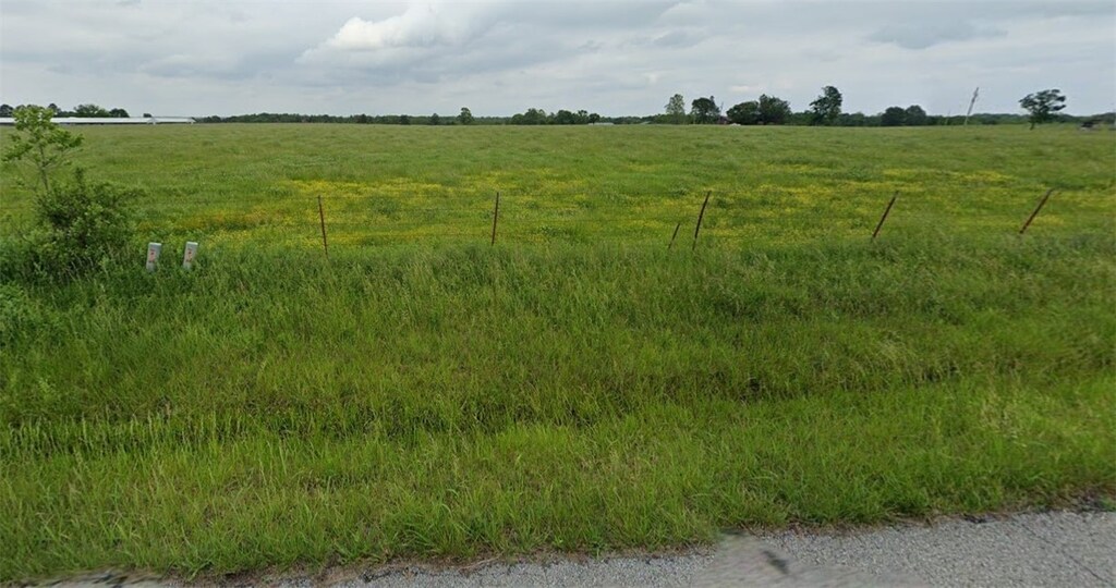20200 Chicken Dr, Decatur, AR 72722 - photo 2