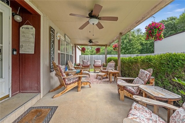 18246 Oakridge Rd, Springdale, AR 72764 - porch with ceiling fan