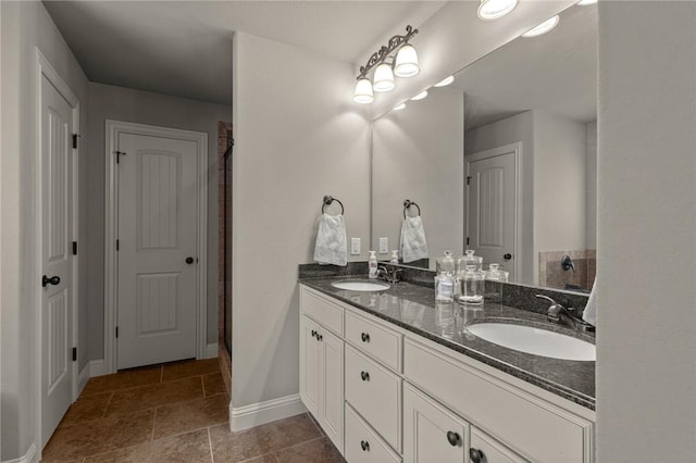 1021 Harvest St, Centerton, AR 72719 - full bath featuring double vanity and baseboards