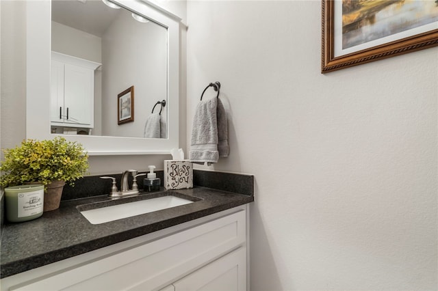2009 Abbott Ln, Pea Ridge, AR 72751 - bathroom featuring vanity