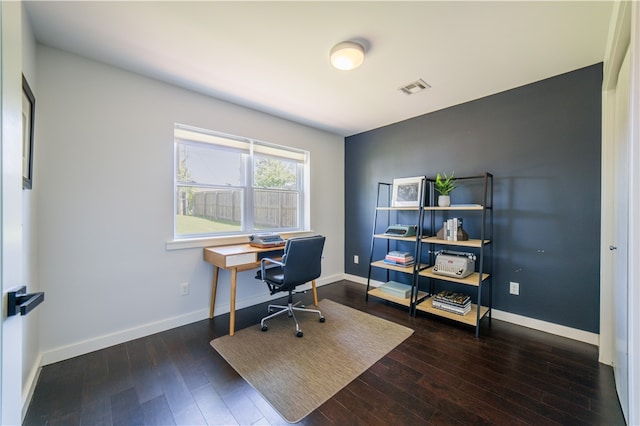 1205 NE 2nd St, Bentonville, AR 72712 - home office featuring hardwood / wood-style floors