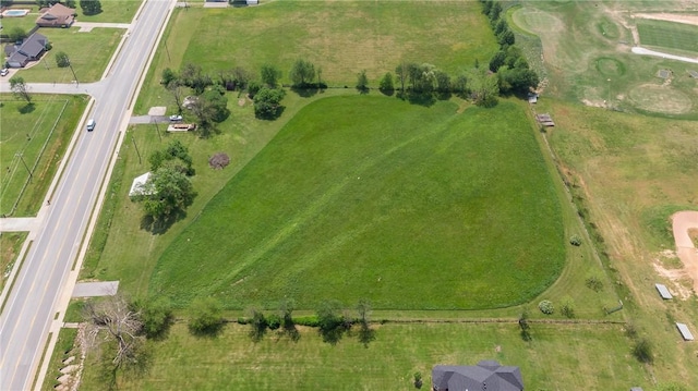 102 S Old Wire Rd, Lowell, AR 72745