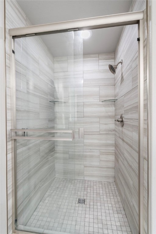 531 Chaparral St, Centerton, AR 72719 - full bath featuring a shower stall