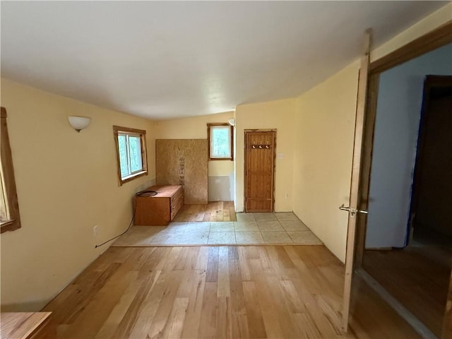 120 Walnut Rdg, Berryville, AR 72616 - entryway with light wood-style floors