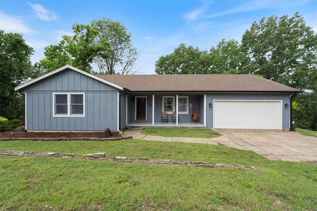 326 Hillcrest Rd, Eureka Springs, AR 72631 - ranch-style home with a porch, an attached garage, concrete driveway, a front lawn, and roof with shingles