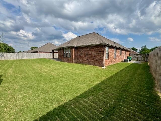 108 Hoss St, Centerton, AR 72719 - view of yard
