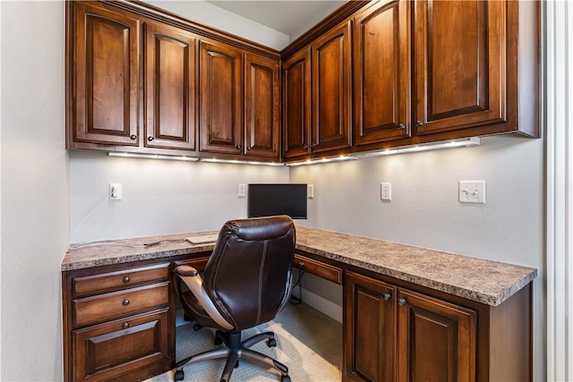 5304 S Promontory Ct, Rogers, AR 72758 - office with built in desk