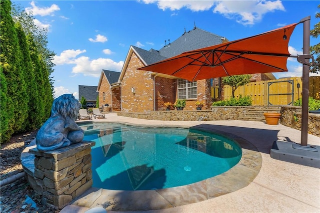 5304 S Promontory Ct, Rogers, AR 72758 - view of swimming pool featuring a patio
