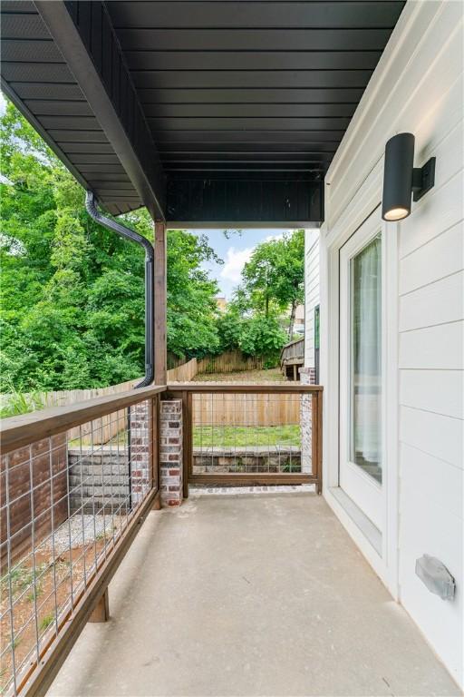 215 Center St, Fayetteville, AR 72701 - photo 17