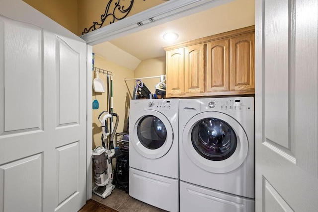 19537 Eastfork Ln, Gravette, AR 72736 - laundry room featuring washing machine and dryer and cabinet space