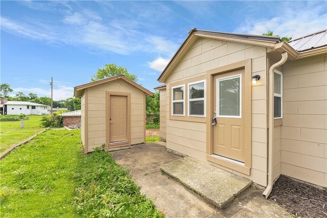 404 Hargis St, Huntsville, AR 72740 - view of shed