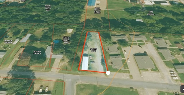 815 N 4th St, Stilwell, OK 74960