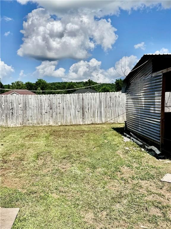 1269 E Homestead Loop, Springdale, AR 72764 - view of yard
