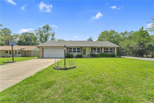 802 Buford St, Springdale, AR 72762 - ranch-style home with an attached garage, driveway, and a front yard