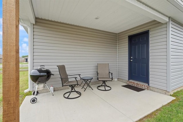 2213 E Fennec St, Siloam Springs, AR 72761 - view of doorway to property