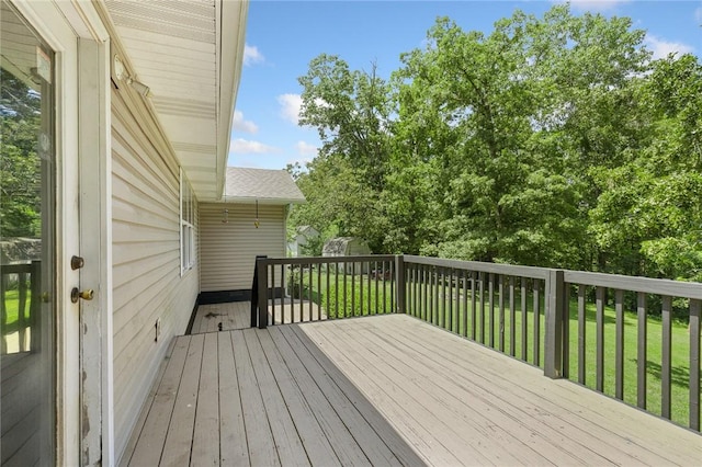 9336 Stonegate Dr, Omaha, AR 72662 - deck with a storage shed and a yard