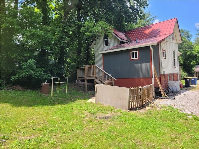 1112 Rush Ave, Harrison, AR 72601 - view of outbuilding with stairway