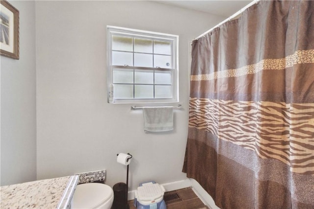 713 Carlton St, Springdale, AR 72762 - bathroom with vanity and curtained shower