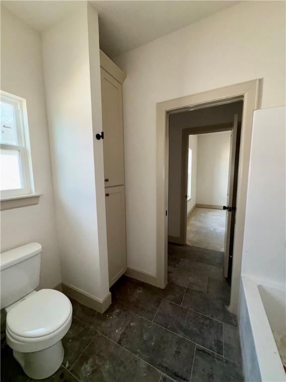 825 Bellagiola, Tontitown, AR 72762 - bathroom with toilet and a bathtub