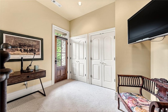32 Armstrong St, Eureka Springs, AR 72632 - foyer with carpet floors and baseboards