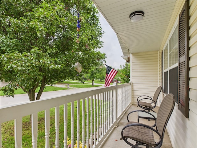 104 Paradise Cove Ln, Berryville, AR 72616 - view of porch