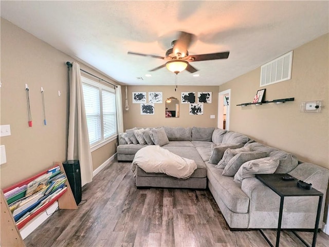 805 S Oak St, Harrison, AR 72601 - living area with ceiling fan and wood finished floors