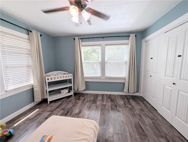 805 S Oak St, Harrison, AR 72601 - bedroom featuring wood finished floors, a closet, and ceiling fan