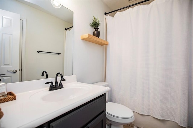1041 Evergreen St, Centerton, AR 72719 - full bath with vanity and shower / bath combo