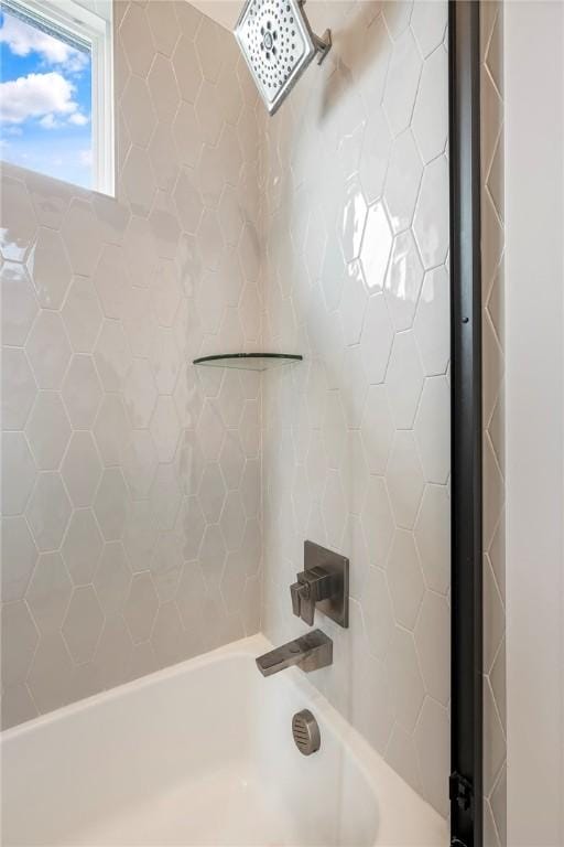 8002 W Claverton St, Rogers, AR 72758 - full bath featuring bathtub / shower combination