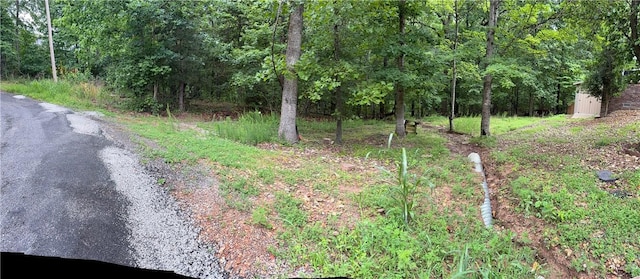 Wickham Ln, Bella Vista, AR 72714