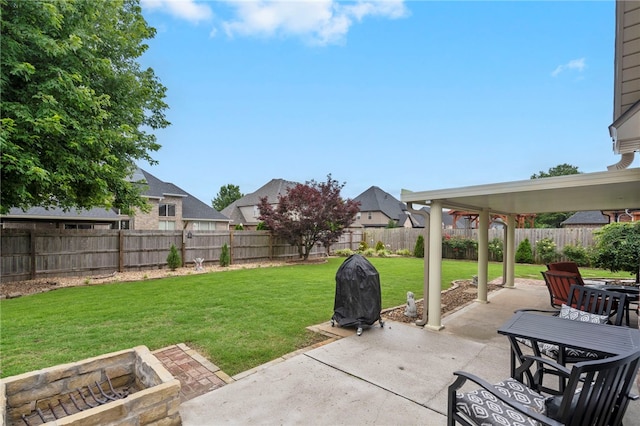 501 SE Fullerton St, Bentonville, AR 72712 - fenced backyard featuring a patio area