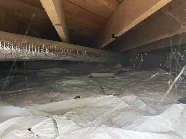 602 E Church Ave, Berryville, AR 72616 - inside crawl space