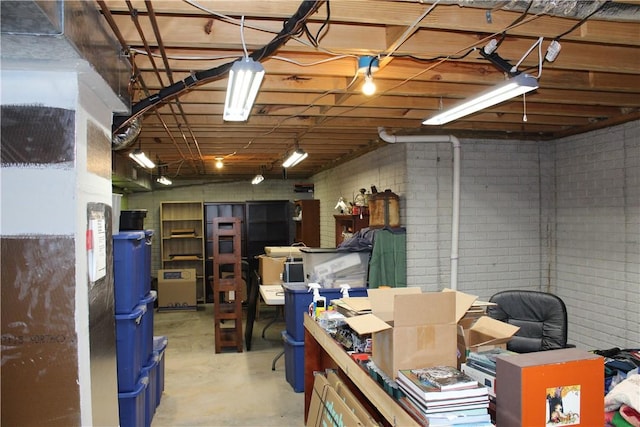 32 Table Rock Dr, Holiday Island, AR 72631 - view of basement
