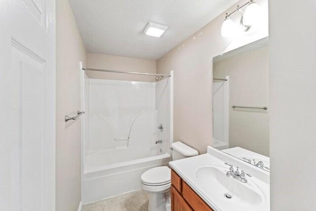 150 Cedar Wood Ave, Branson, MO 65616 - bathroom with vanity and shower / bath combination