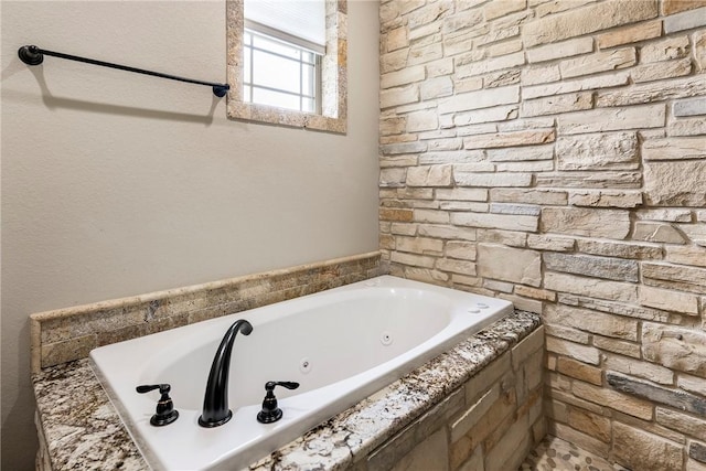 11267 Walters Rd, Bentonville, AR 72712 - full bath with a whirlpool tub
