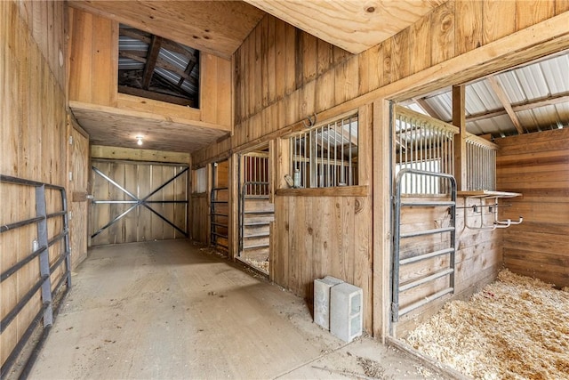 11267 Walters Rd, Bentonville, AR 72712 - view of stable