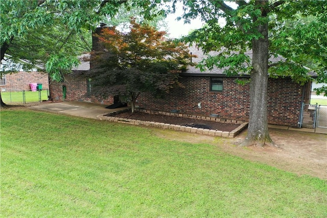 1805 Van Buren Ave, Mountain Home, AR 72653 - view of yard featuring a gate