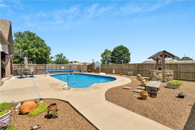 460 Viney Grove Rd, Prairie Grove, AR 72753 - view of pool featuring a fenced backyard and a patio area