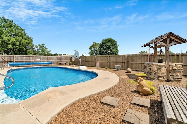 460 Viney Grove Rd, Prairie Grove, AR 72753 - view of swimming pool featuring a fenced backyard