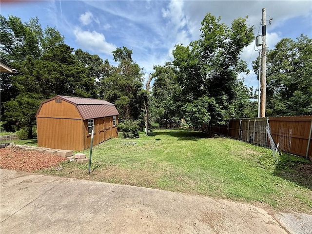 14076 Canal St, Rogers, AR 72758 - view of yard featuring a storage shed