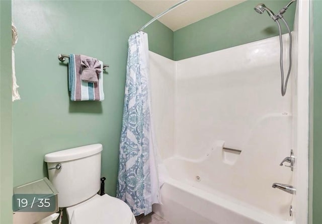 5 Horseshoe Dr, Holiday Island, AR 72631 - full bathroom with shower / tub combo and toilet